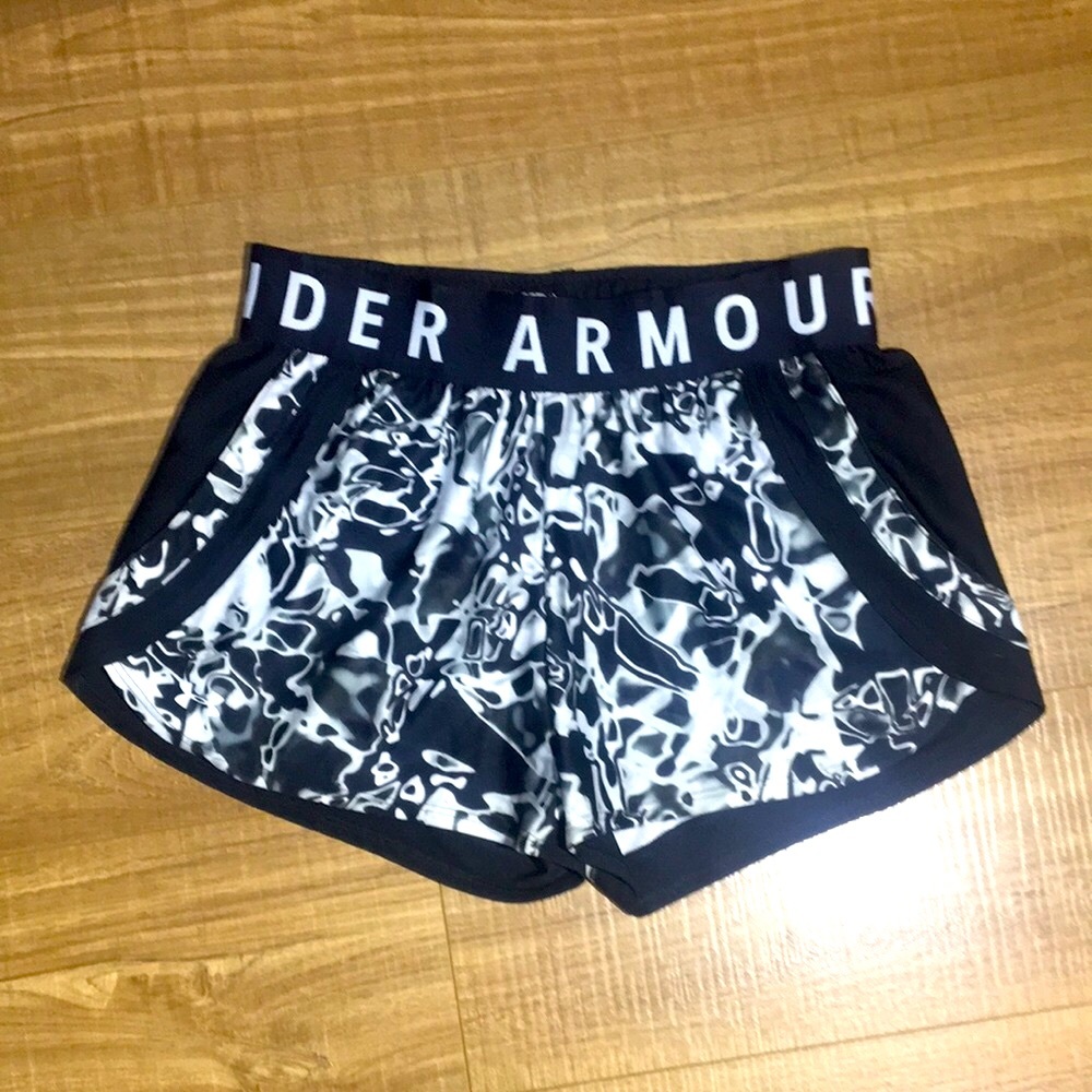 Under Armour Shorts size small